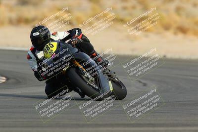 media/Feb-27-2022-CVMA (Sun) [[a3977b6969]]/Race 15 Amateur Supersport Middleweight/